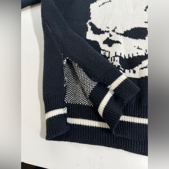 Black Skull Casual Long Sleeve Knitted Sweater Large - Picture 8 of 9